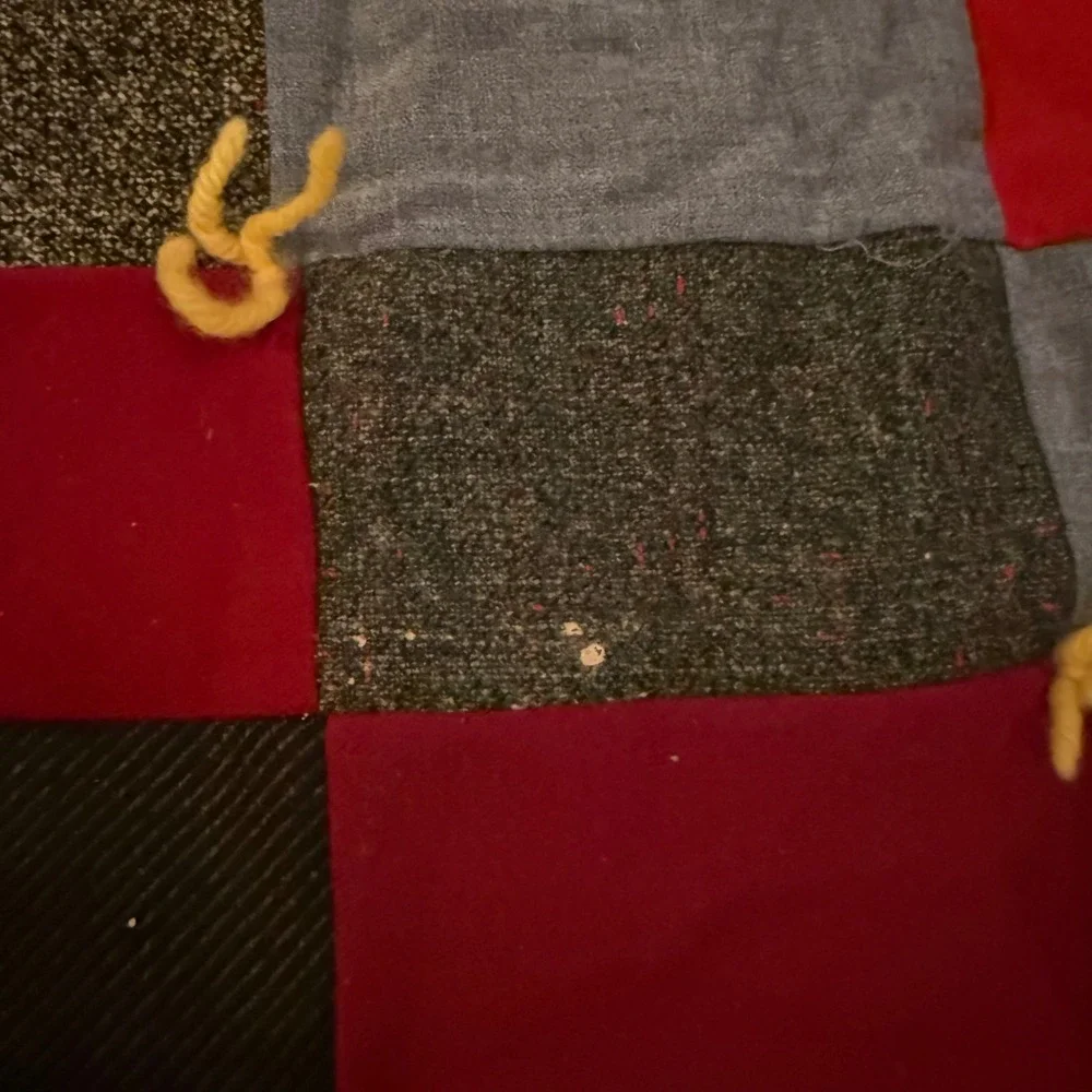 1.a.0.0.0.8.h Vtg Handmade Tied Patchwork Quilt 70x84 Mixed Fabric Folk Art